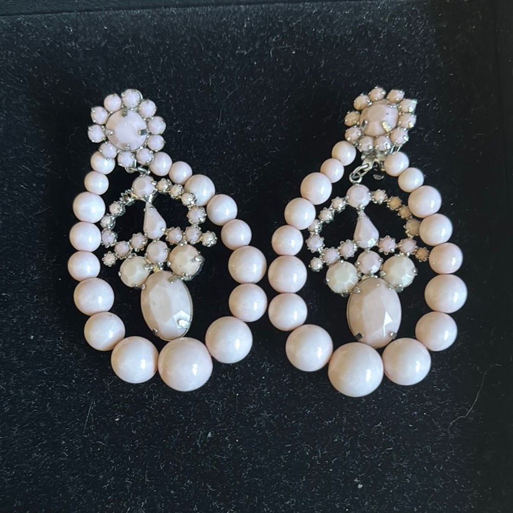 Elegant Pink Pearl Drop Earrings